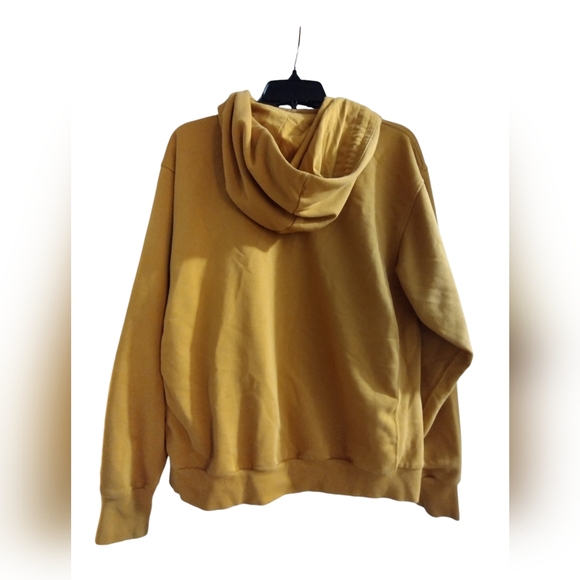 Like new! Yellow Nike DriFit Standard Issue thick hoodie with zipper pouch - Med - Picture 8 of 9